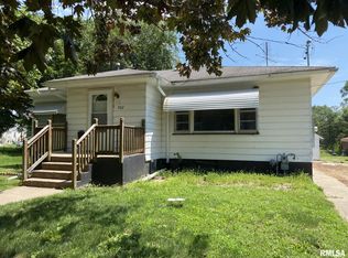 302 S Jefferson St, Abingdon, IL 61410