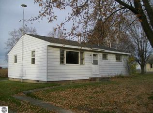 8550 W Monroe Rd, Elwell, MI 48832