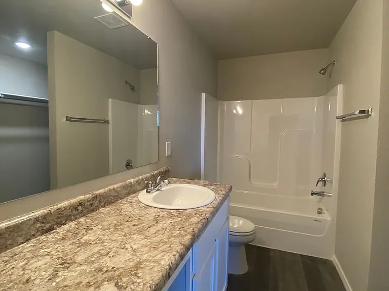 503A W Loren Dr — Photo 13