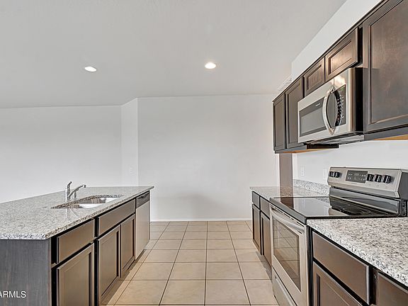 3rd image of 42132 W Manderas Ln