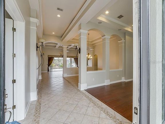 4th image of 13015 Aubrey Ln