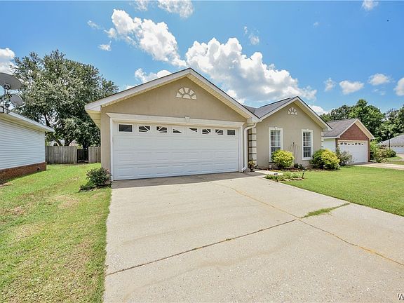 3rd image of 727 Weatherby Dr