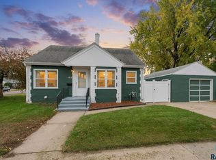 1813 E Mulberry St, Sioux Falls, SD 57103