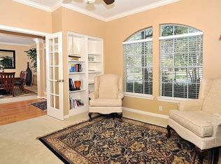 11 N Goldenvine Cir, Spring, TX 77382