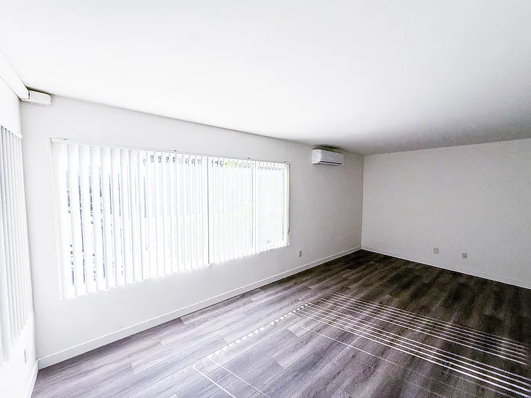 Cambridge Garden Apartments — Photo 57