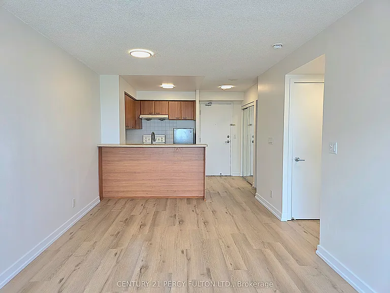 36 Lee Centre Dr #2108 — Photo 10