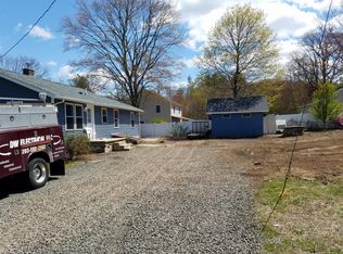 20 Pleasant St, Wolcott, CT 06716