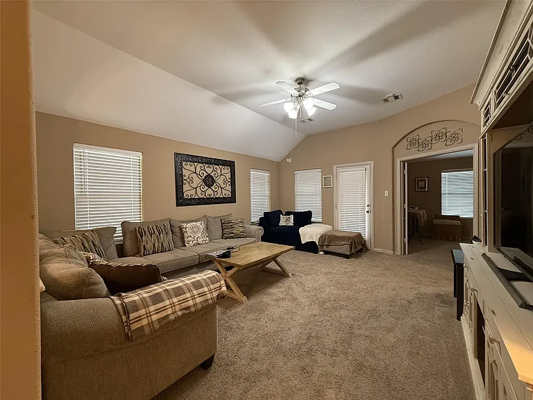 2307 Horned Owl Dr — Photo 7