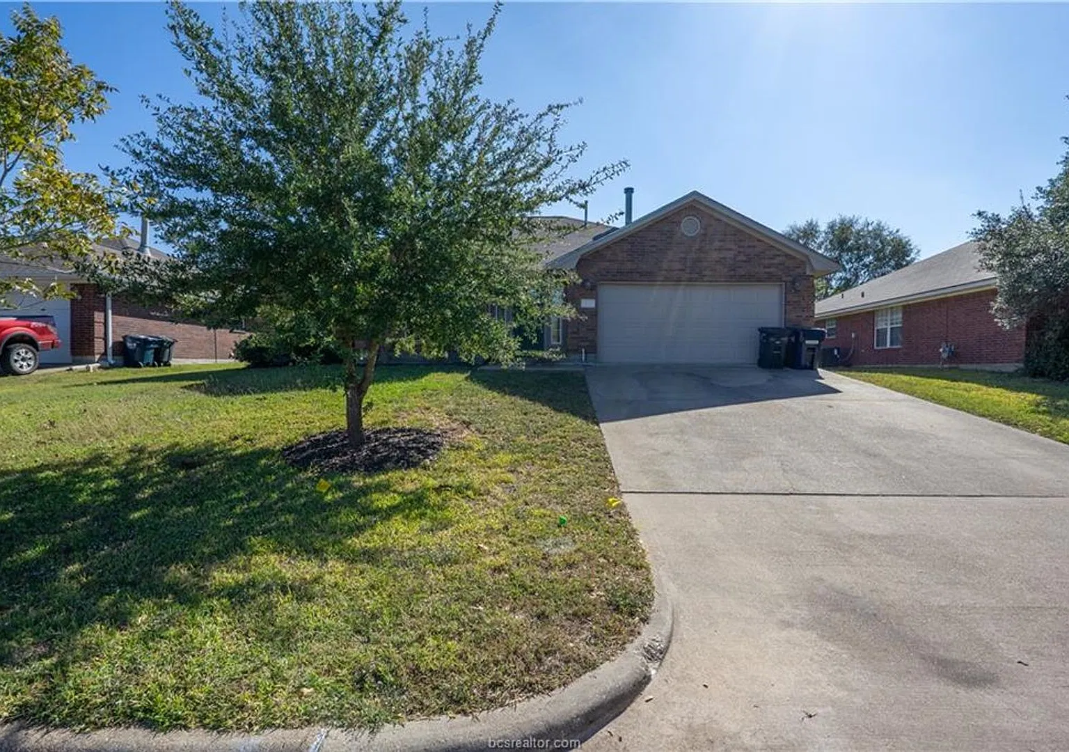 1520 Strasburg Circle — Photo 2