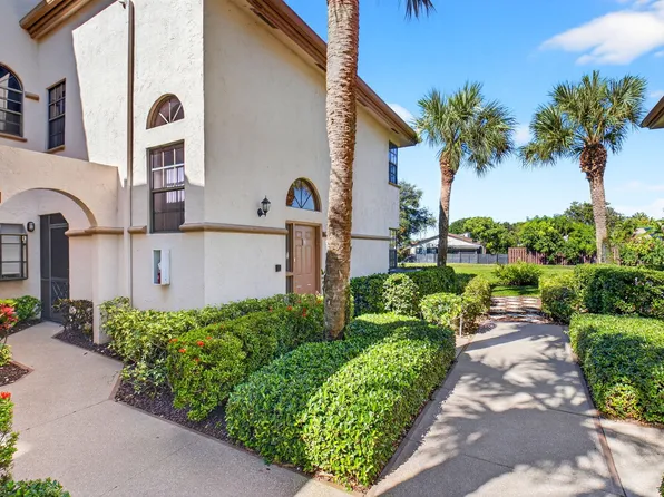 5203 Europa Drive #M, Boynton Beach, FL 33437