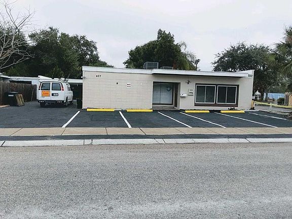 5th image of 407 S Orion Ave