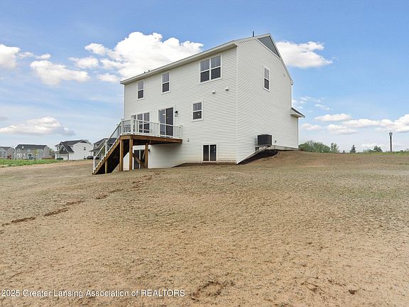 5th image of 5647 Skylar Dr
