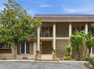 65 Falkirk Ln, Hillsborough, CA 94010