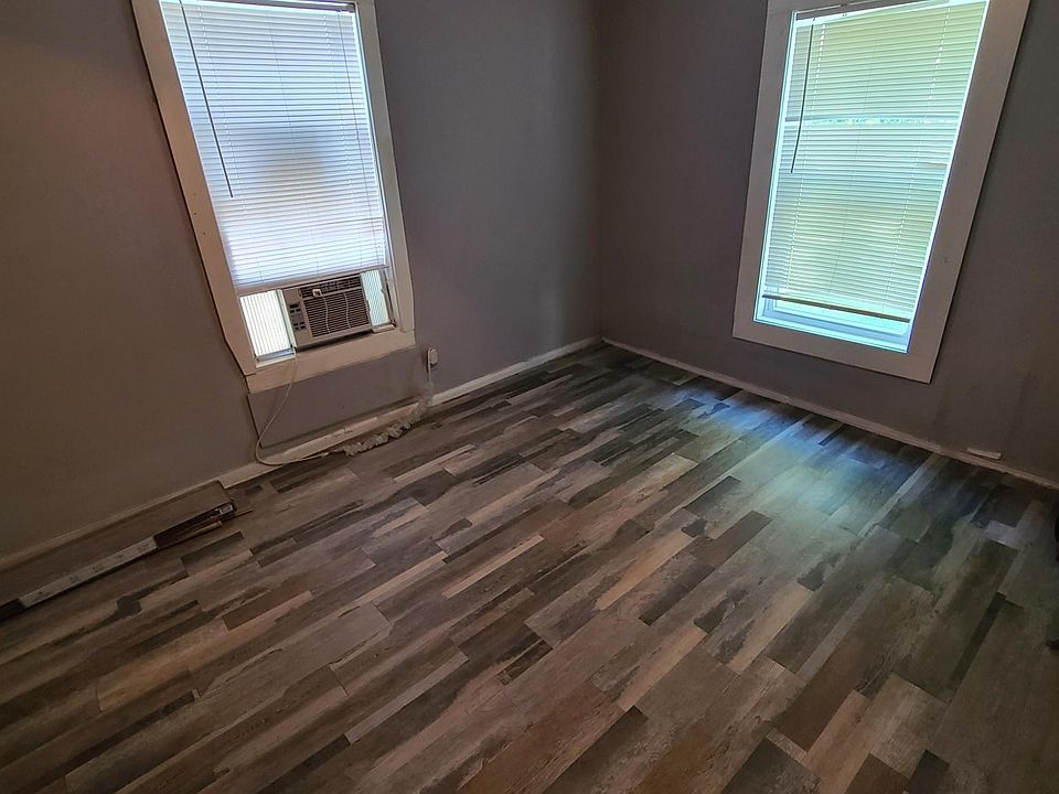 1st image of 3102 Brackenridge St APT 1