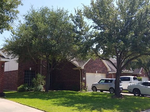 3rd image of 15306 Fairfield Falls Way