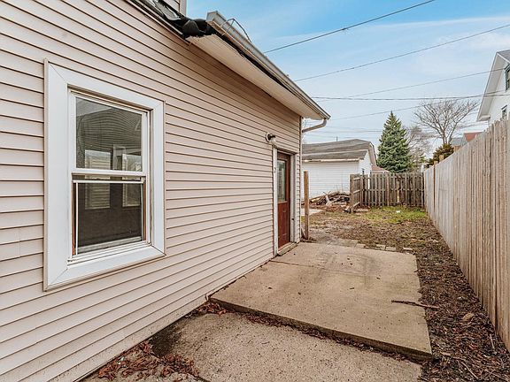 5th image of 2608 16th STREET