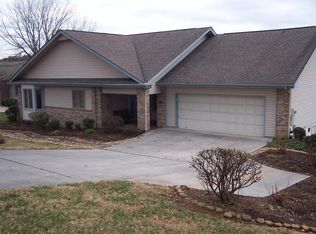 235 Chatuga Way, Loudon, TN 37774