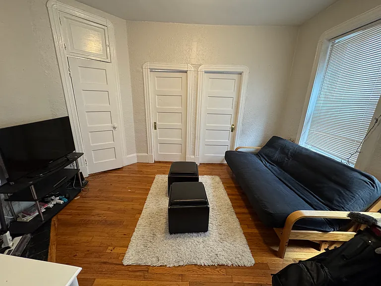 34 Anderson St #6 — Photo 3