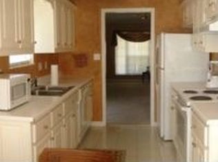 103 Twin Oaks Ct, Florence, AL 35630