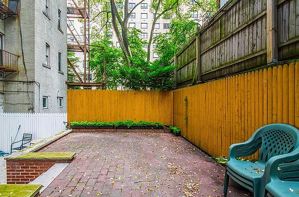 Rented by Keller Williams NYC | media 27