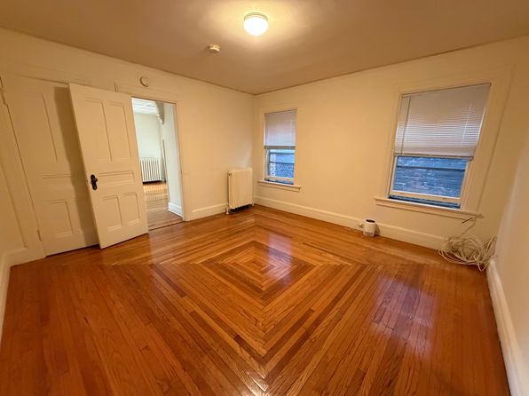 44 W Blackwell St APT 3-C