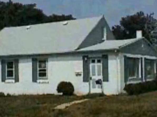 193 Orchard St, Keyport, NJ 07735