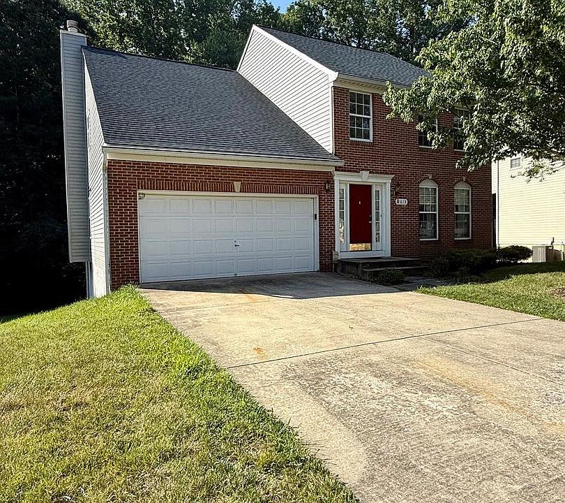 1st image of 9613 Utica Pl