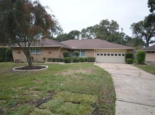 1323 Foxwood Rd, Houston, TX 77008