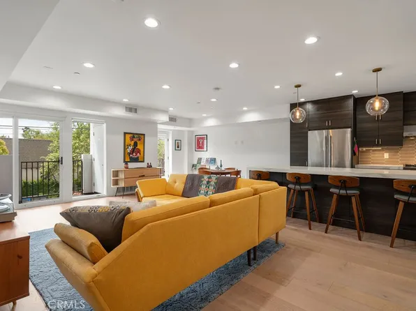7369 Waring Ave, Los Angeles, CA 90046