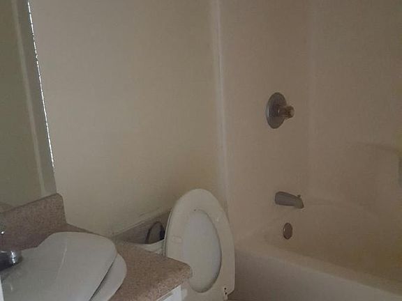 Roomy bath