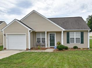3798 Cheshire Place Ct, Winston Salem, NC 27106