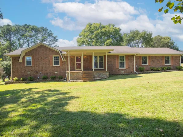 2260 Zion Rd, Columbia, TN 38401