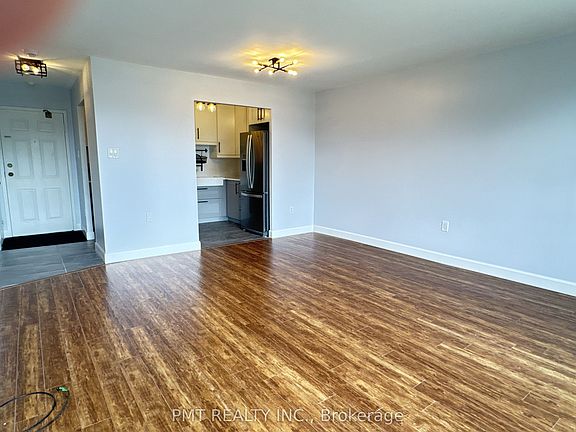 3rd image of 65 Highland Cres #303