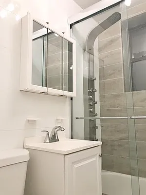Rented by Reliance Realty Partners LLC  | media 17