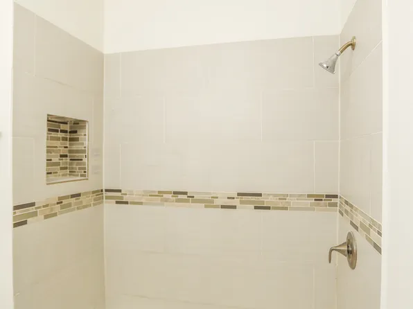 2736 N Leclaire Ave #2, Chicago, IL 60639