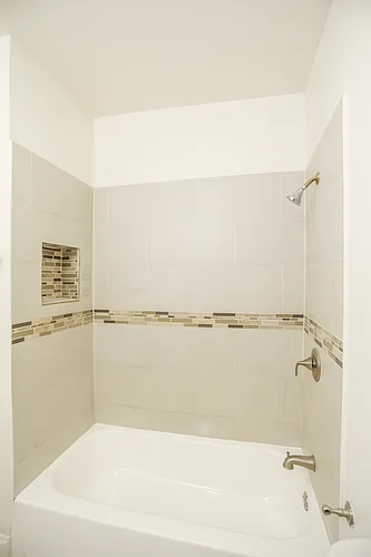 2736 N Leclaire Ave #2 Photo 1