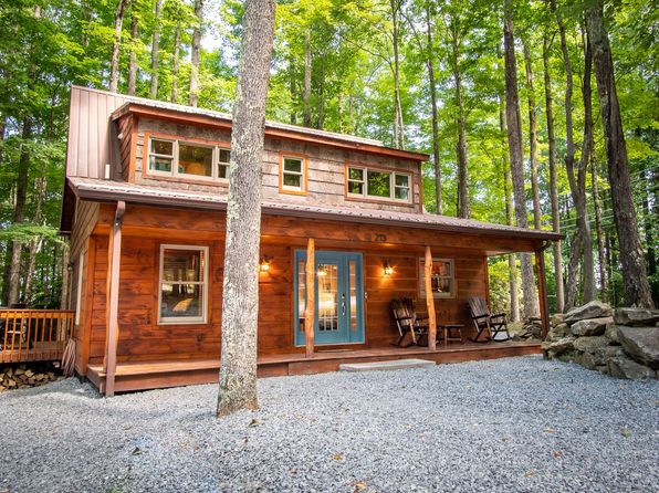 213 Rhododendron Dr