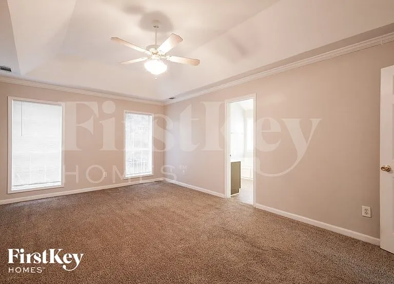 3810 Riversong Dr — Photo 9