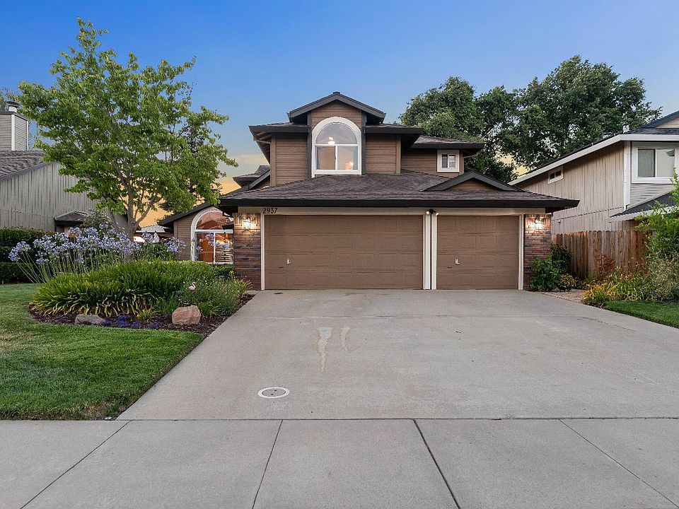 1st image of 2937 Brenda Way