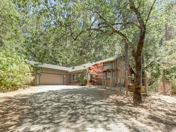 1900 Peaceful Valley Rd, Colfax, CA 95713