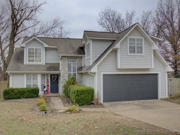 2925 W Berwick, Claremore, OK 74017