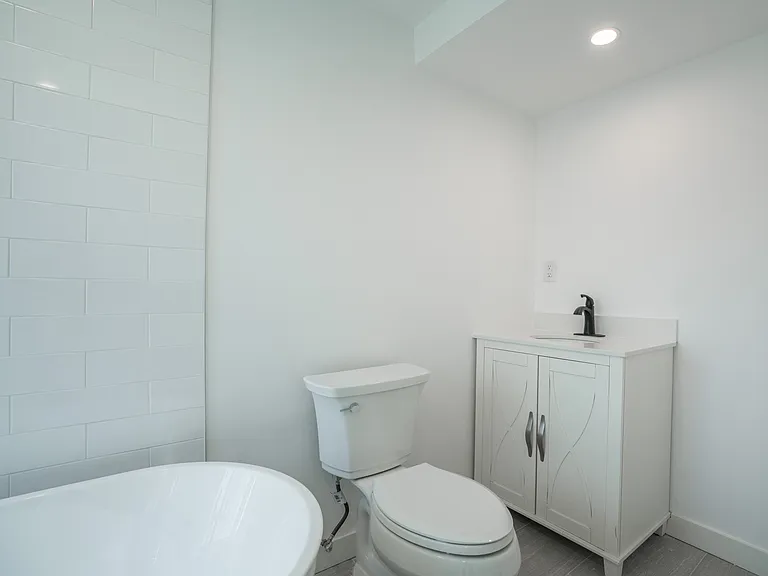 3527 Stony St #2 — Photo 8