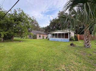 907 NE 4th Ave, Crystal River, FL 34428