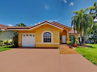 15349 SW 42nd Ter, Miami, FL 33185