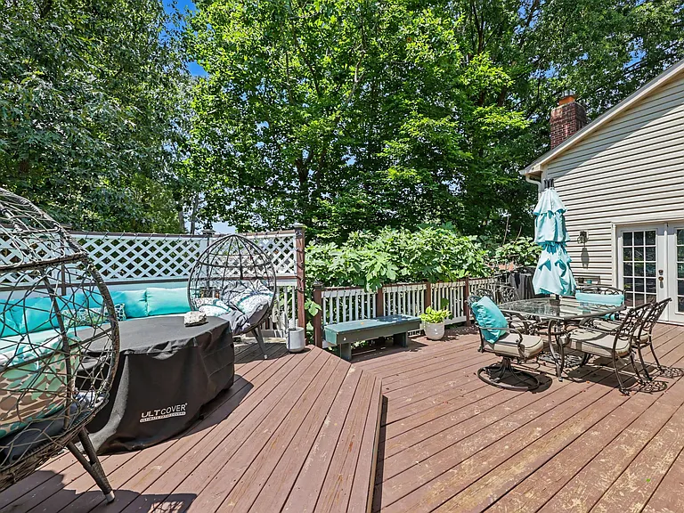 16652 Purcival Ct — Photo 28