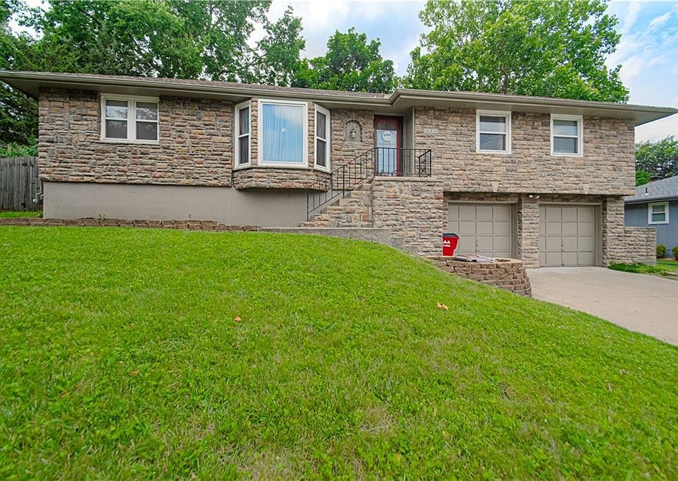 1st image of 3008 S Cochise Dr