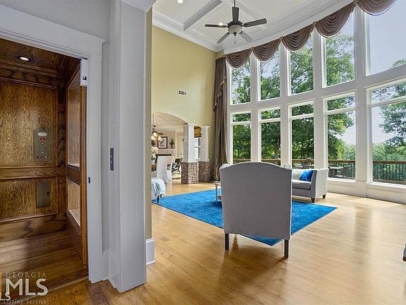5th image of 353 Arbor Springs Pkwy