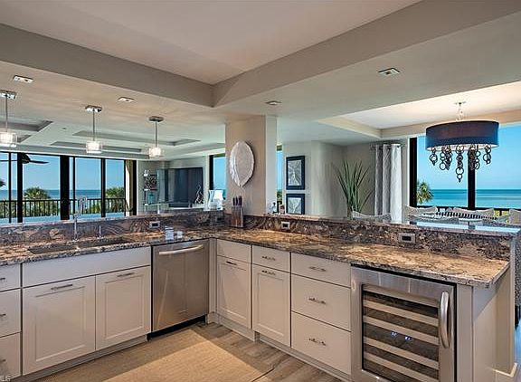 3rd image of 10851 Gulf Shore Dr APT 205