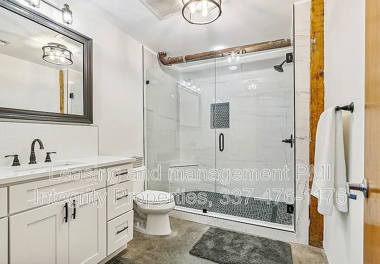 825 Lafayette St #4 — Photo 20