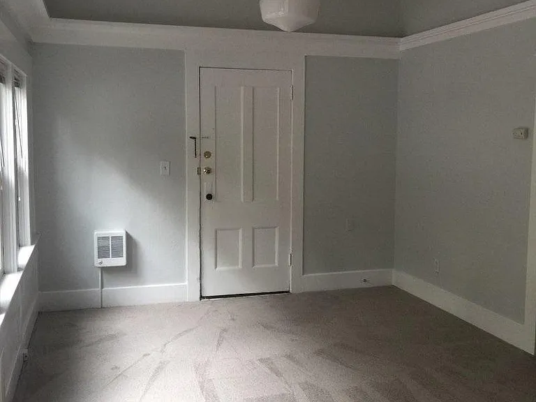 1903 10th Ave W #1 — Photo 3